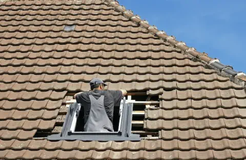 Pose de velux - Artiguelouve